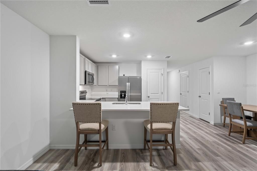 For Rent: $2,400 (3 beds, 2 baths, 1507 Square Feet)