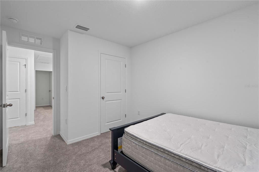 For Rent: $2,400 (3 beds, 2 baths, 1507 Square Feet)