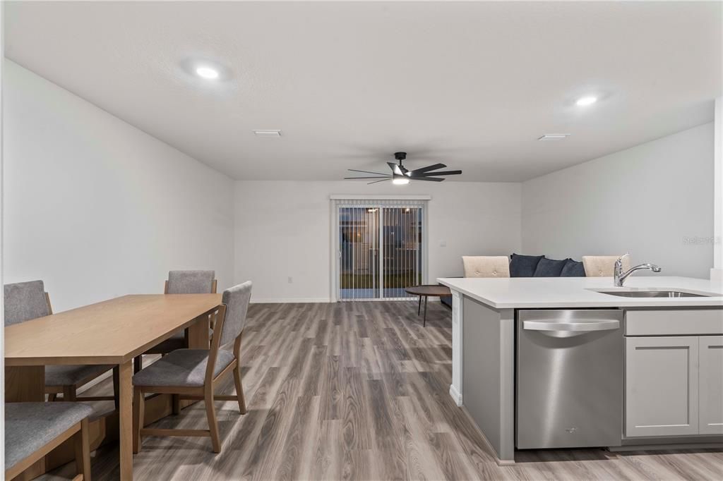 For Rent: $2,400 (3 beds, 2 baths, 1507 Square Feet)