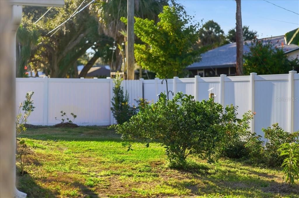 待售: $324,900 (2 贝兹, 2 浴室, 1267 平方英尺)