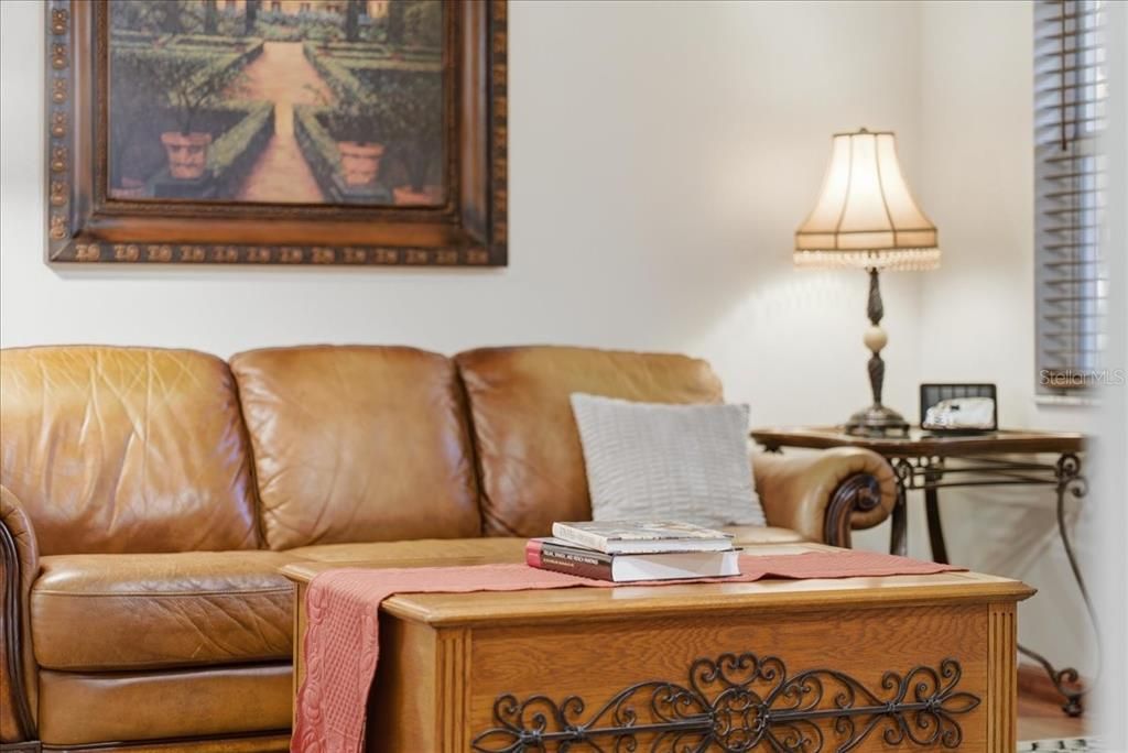 待售: $324,900 (2 贝兹, 2 浴室, 1267 平方英尺)