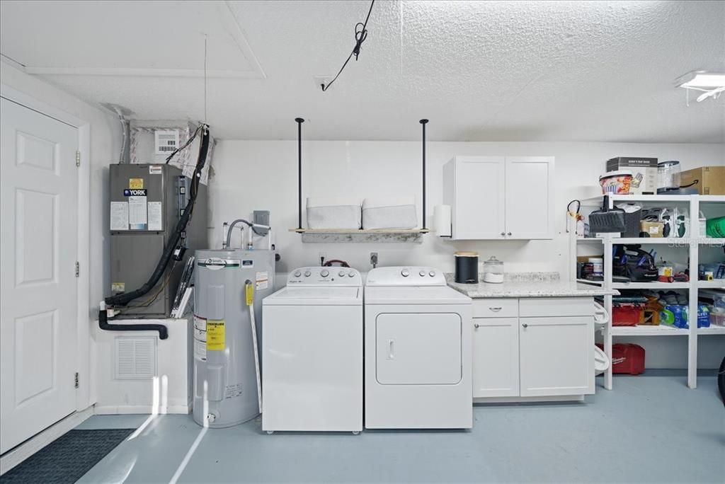 待售: $324,900 (2 贝兹, 2 浴室, 1267 平方英尺)