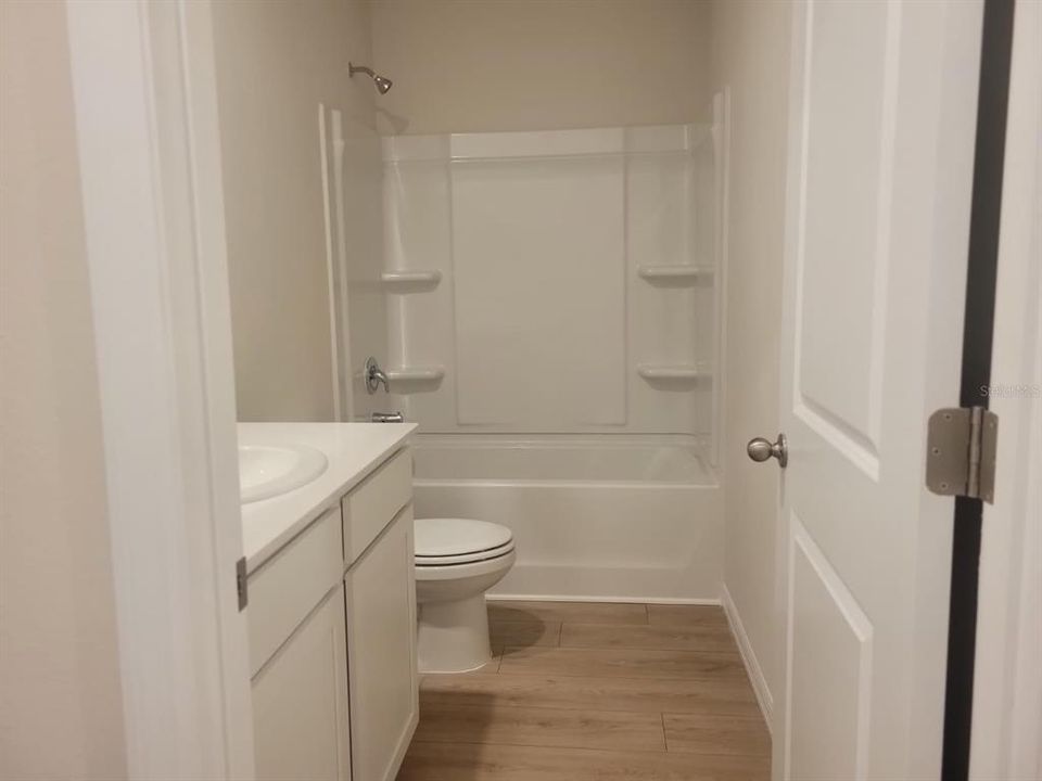 For Rent: $2,800 (3 beds, 2 baths, 1673 Square Feet)