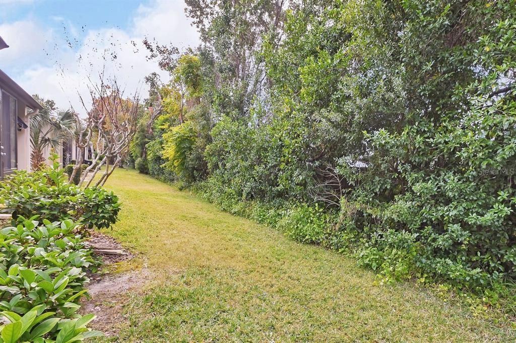 待售: $135,000 (1 贝兹, 1 浴室, 836 平方英尺)