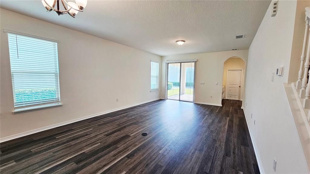 For Rent: $2,950 (3 beds, 2 baths, 2029 Square Feet)