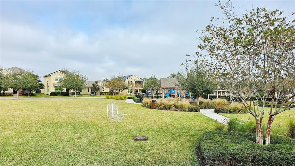 For Rent: $2,950 (3 beds, 2 baths, 2029 Square Feet)