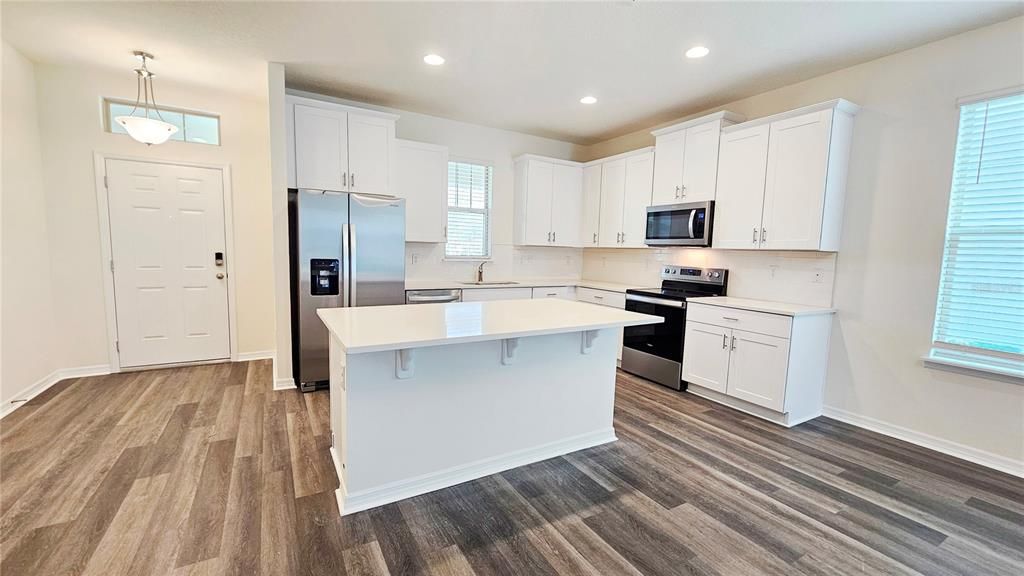 For Rent: $2,950 (3 beds, 2 baths, 2029 Square Feet)