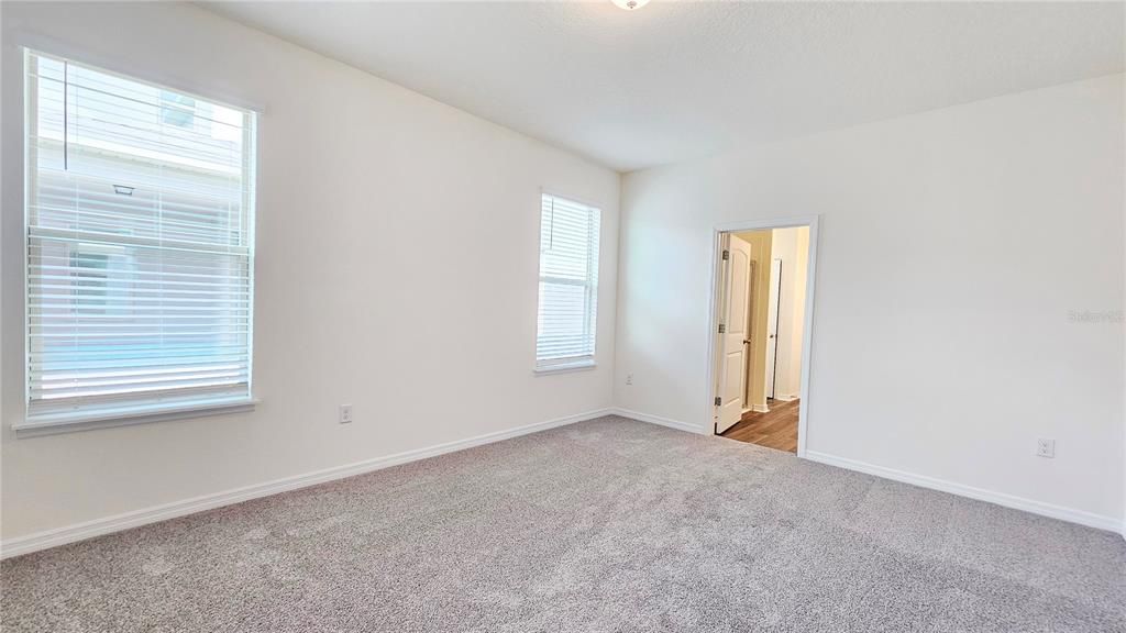 For Rent: $2,950 (3 beds, 2 baths, 2029 Square Feet)