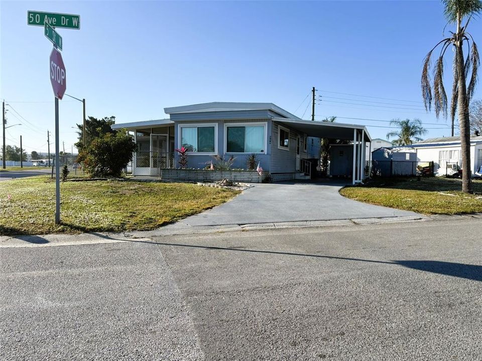 For Sale: $84,500 (1 beds, 1 baths, 630 Square Feet)