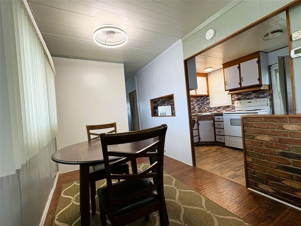 For Sale: $84,500 (1 beds, 1 baths, 630 Square Feet)