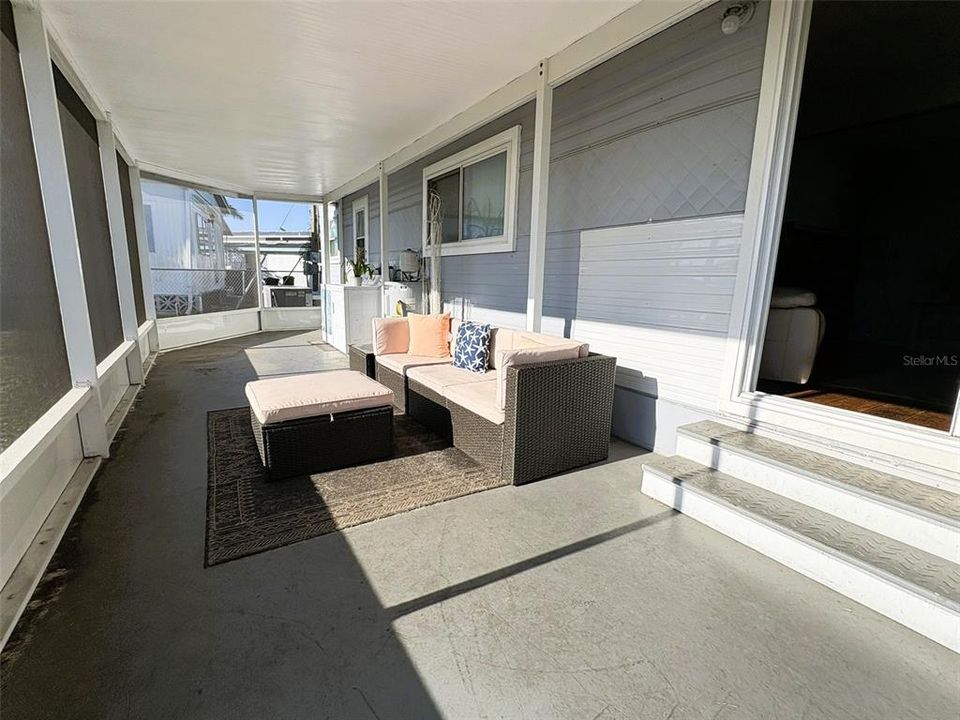 For Sale: $84,500 (1 beds, 1 baths, 630 Square Feet)