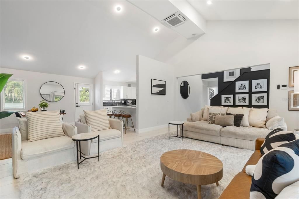 For Sale: $1,640,000 (5 beds, 3 baths, 2772 Square Feet)