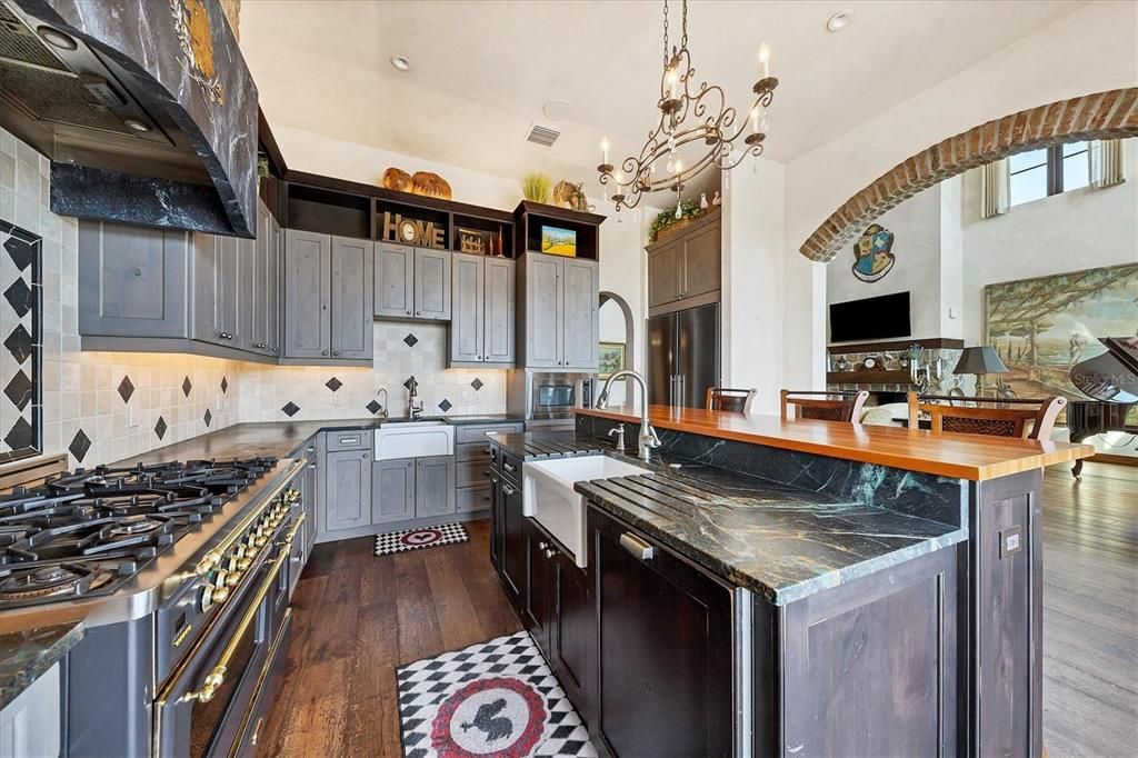 待售: $5,750,000 (4 贝兹, 3 浴室, 5826 平方英尺)