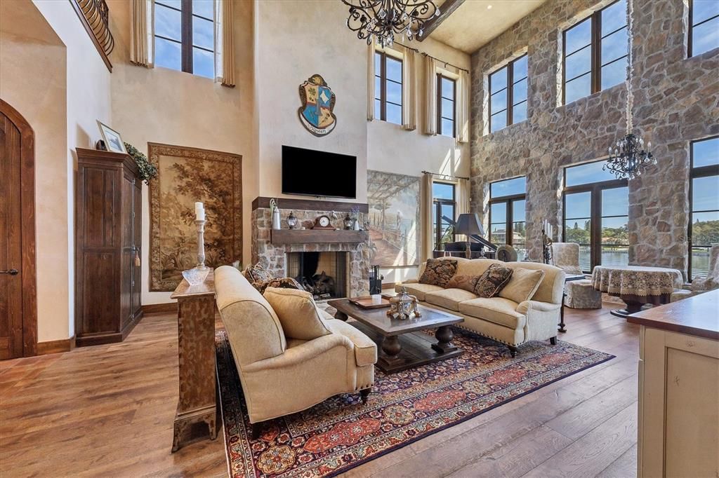 待售: $5,750,000 (4 贝兹, 3 浴室, 5826 平方英尺)