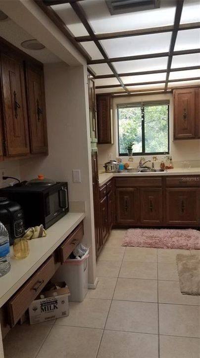 For Rent: $2,500 (2 beds, 2 baths, 1185 Square Feet)
