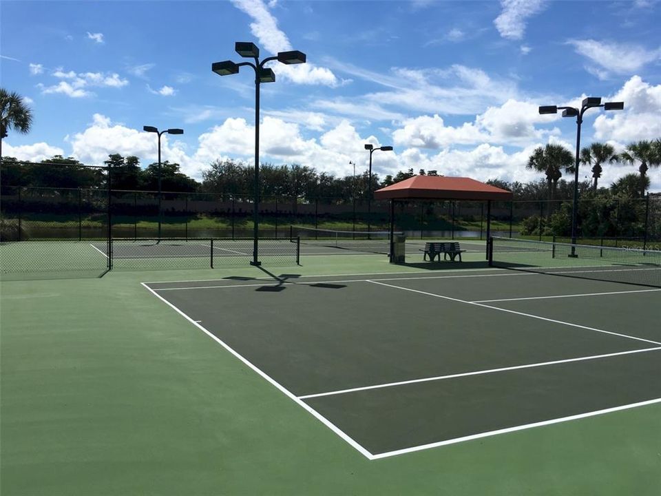 出租: $1,500 (2 贝兹, 2 浴室, 905 平方英尺)