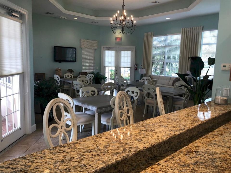 出租: $1,500 (2 贝兹, 2 浴室, 905 平方英尺)