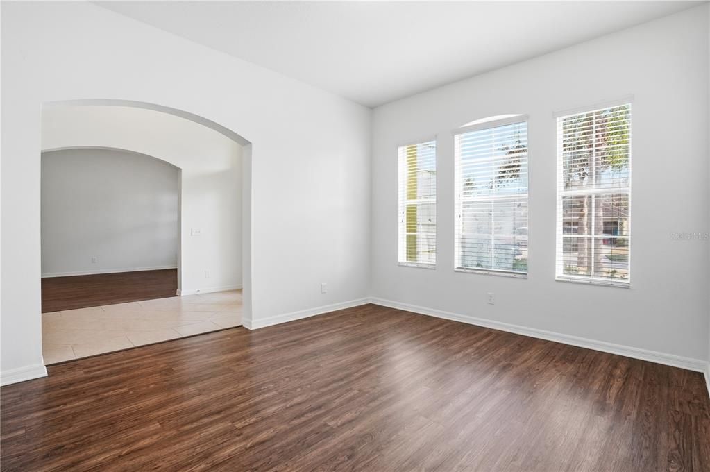 待售: $515,000 (4 贝兹, 3 浴室, 3117 平方英尺)