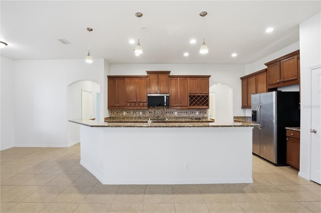 待售: $515,000 (4 贝兹, 3 浴室, 3117 平方英尺)