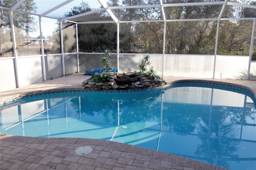 На продажу: $610,000 (4 спален, 2 ванн, 2535 Квадратных фут)