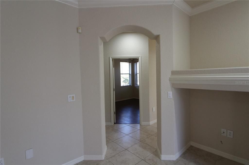 На продажу: $610,000 (4 спален, 2 ванн, 2535 Квадратных фут)