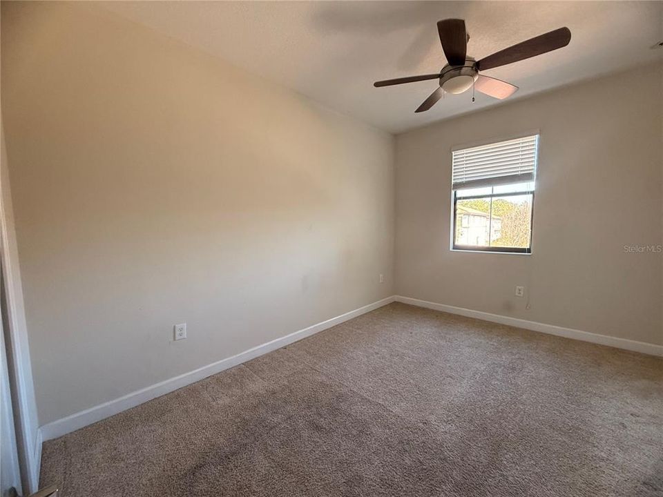 For Rent: $2,000 (3 beds, 2 baths, 1828 Square Feet)