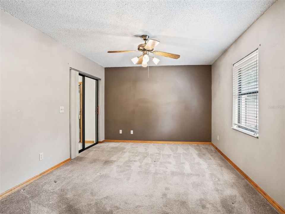 На продажу: $560,000 (2 спален, 2 ванн, 1549 Квадратных фут)