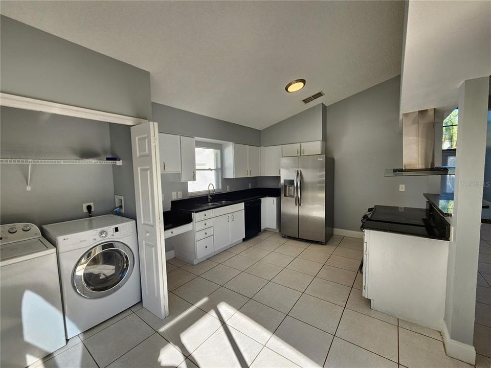 出租: $2,750 (3 贝兹, 2 浴室, 1647 平方英尺)