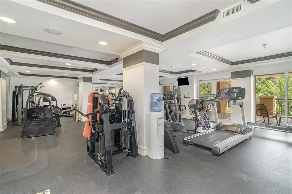 For Rent: $1,800 (1 beds, 1 baths, 804 Square Feet)