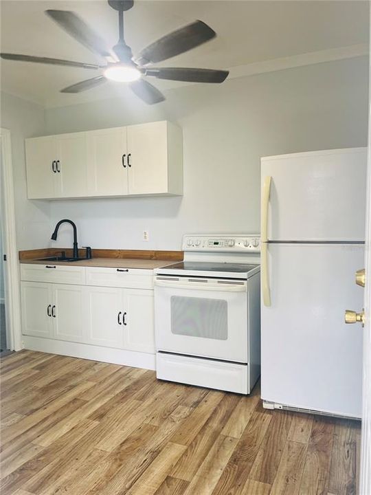 En Venta: $160,000 (3 camas, 2 baños, 858 Pies cuadrados)