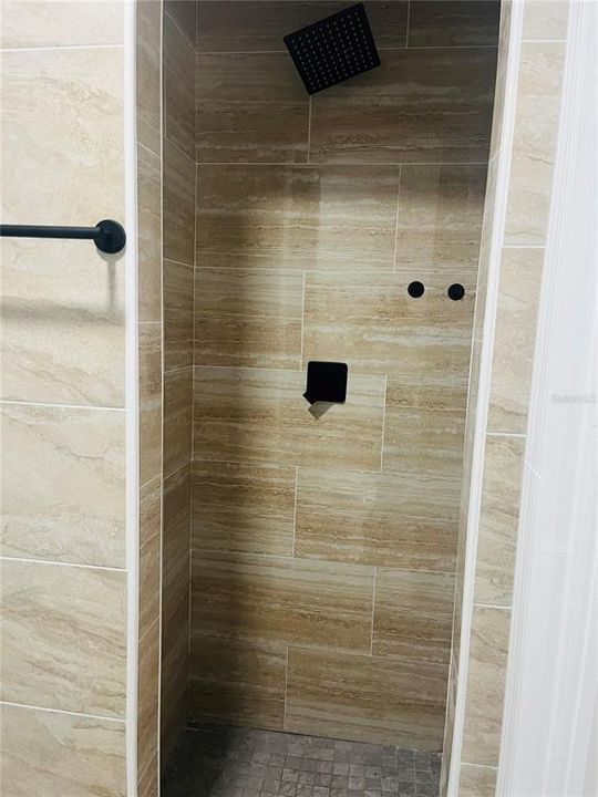 En Venta: $160,000 (3 camas, 2 baños, 858 Pies cuadrados)