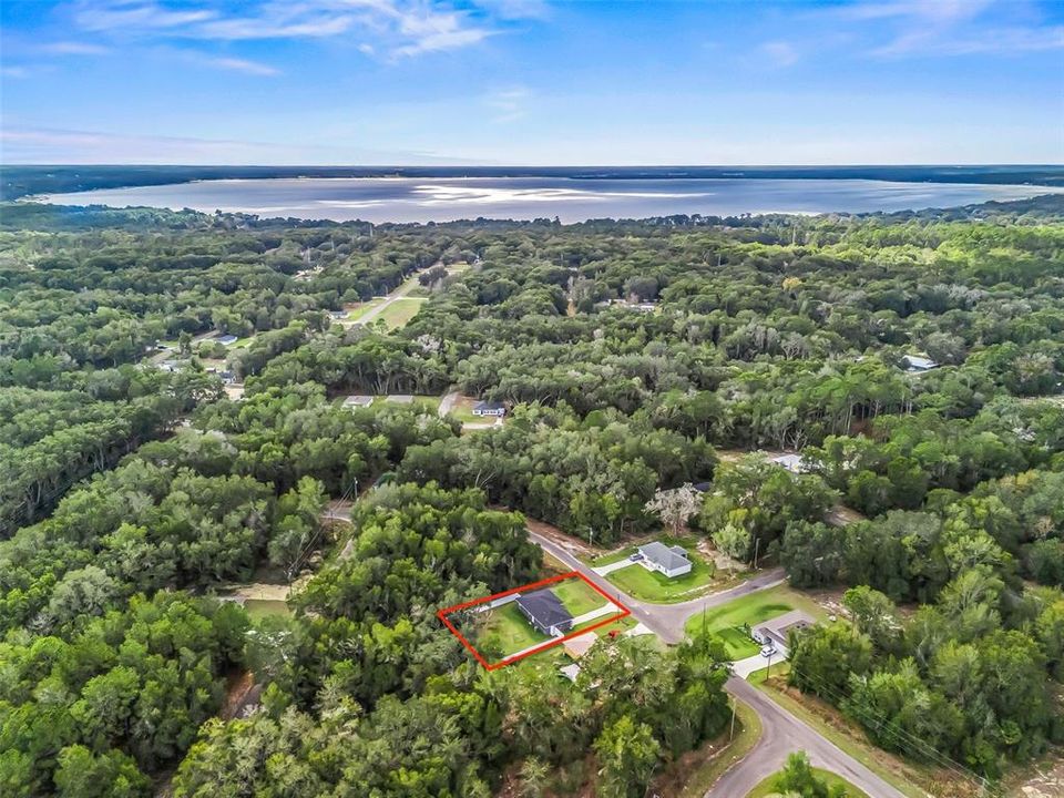 For Sale: $264,900 (3 beds, 2 baths, 1053 Square Feet)