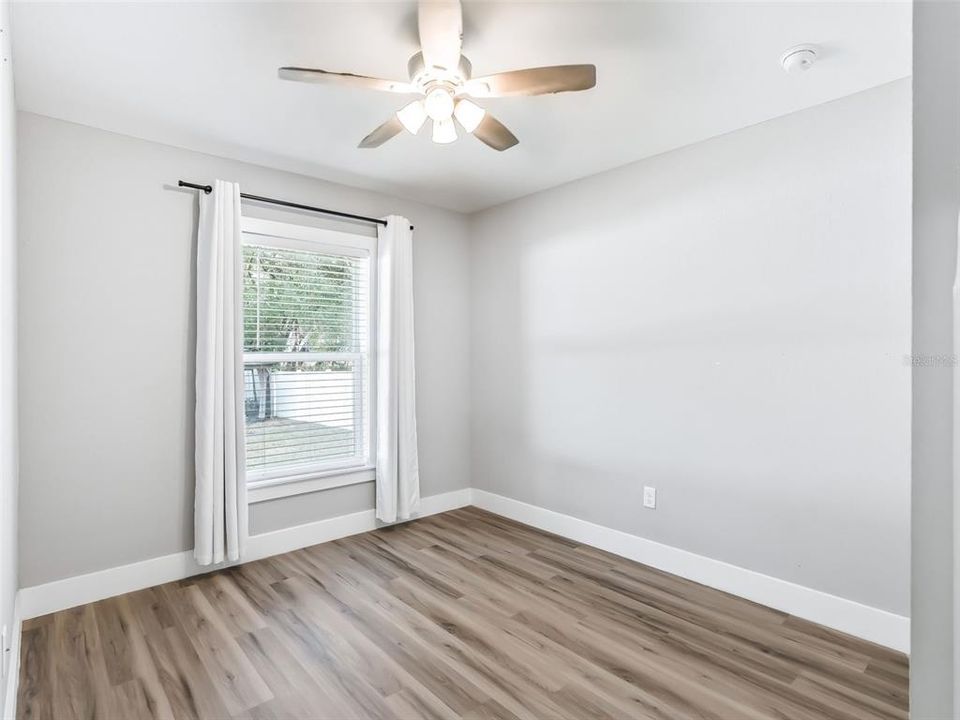 For Sale: $264,900 (3 beds, 2 baths, 1053 Square Feet)
