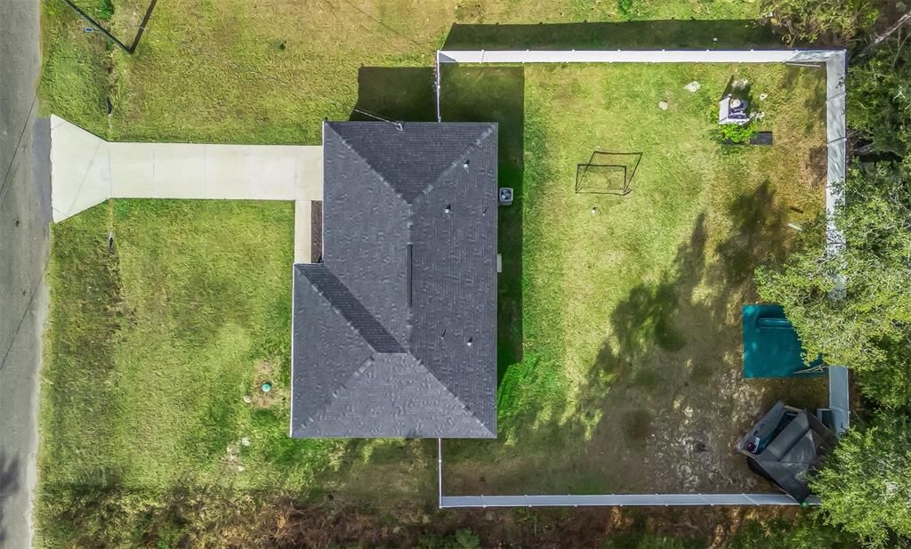 For Sale: $264,900 (3 beds, 2 baths, 1053 Square Feet)