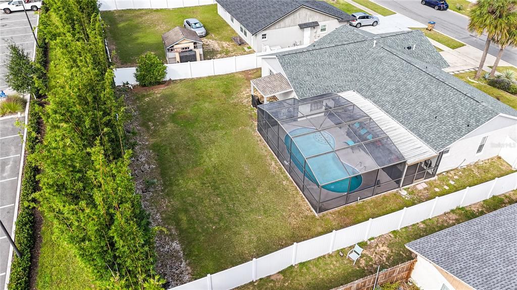 В аренду: $2,800 (4 спален, 2 ванн, 1727 Квадратных фут)