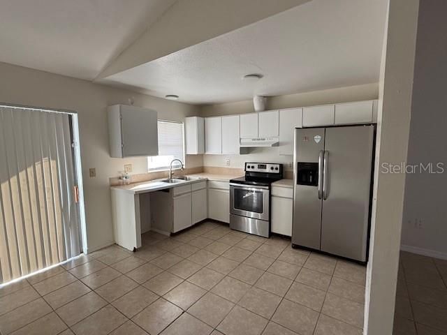 出租: $1,300 (2 贝兹, 2 浴室, 969 平方英尺)