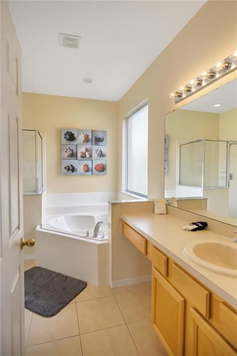 В аренду: $3,500 (6 спален, 5 ванн, 2771 Квадратных фут)