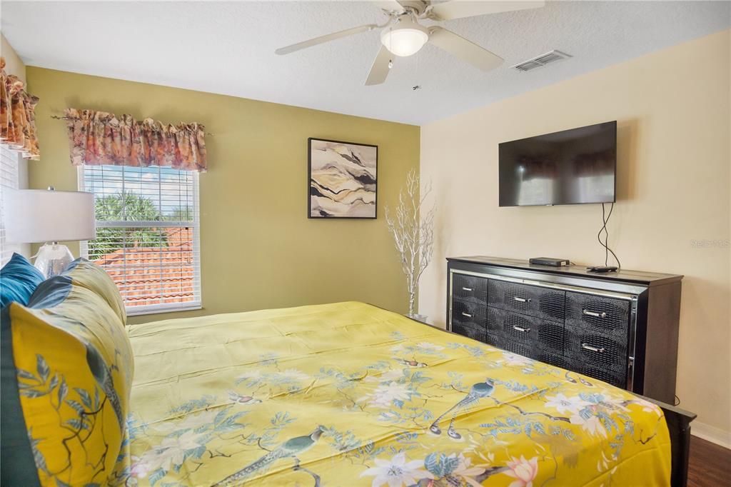 В аренду: $3,500 (6 спален, 5 ванн, 2771 Квадратных фут)