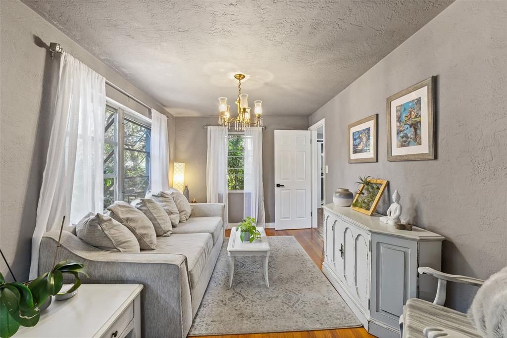 For Sale: $399,000 (4 beds, 2 baths, 1836 Square Feet)