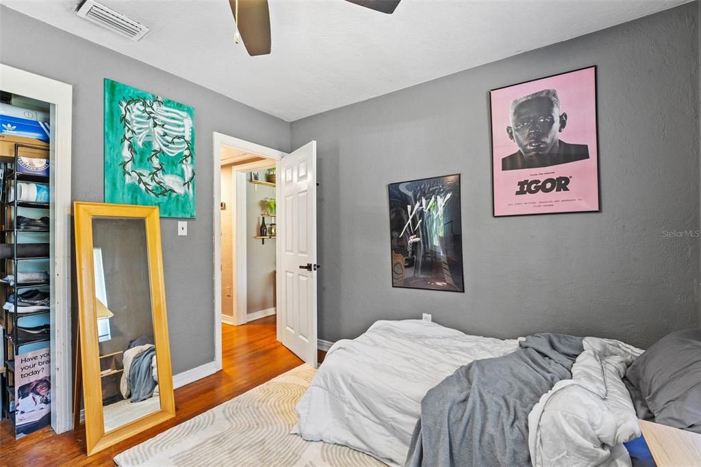 For Sale: $399,000 (4 beds, 2 baths, 1836 Square Feet)