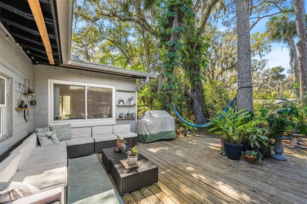 For Sale: $399,000 (4 beds, 2 baths, 1836 Square Feet)