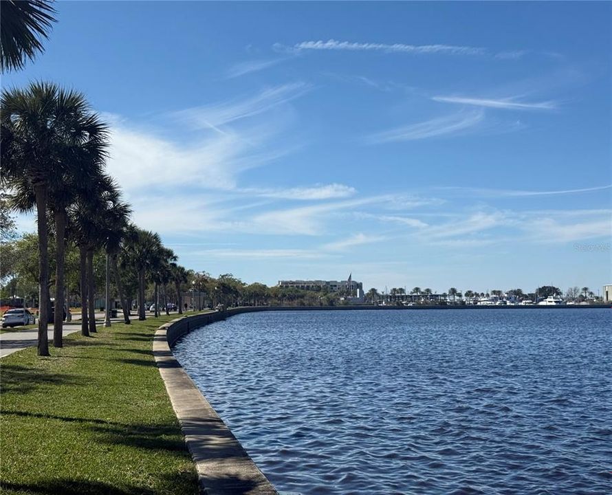 For Sale: $399,000 (4 beds, 2 baths, 1836 Square Feet)