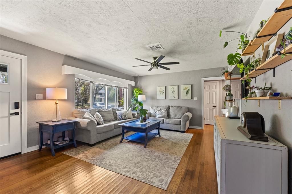 For Sale: $399,000 (4 beds, 2 baths, 1836 Square Feet)