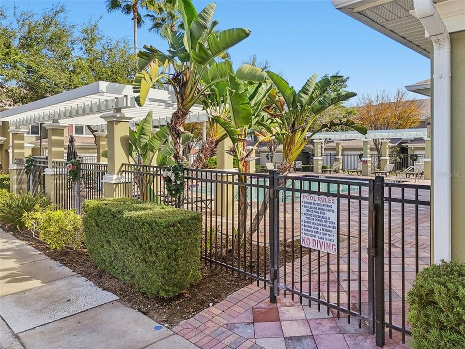 For Rent: $3,200 (3 beds, 2 baths, 1990 Square Feet)