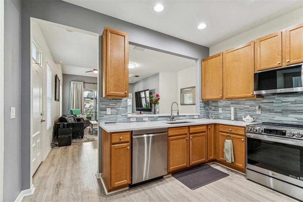 For Rent: $3,200 (3 beds, 2 baths, 1990 Square Feet)