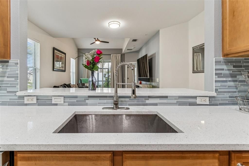 For Rent: $3,200 (3 beds, 2 baths, 1990 Square Feet)