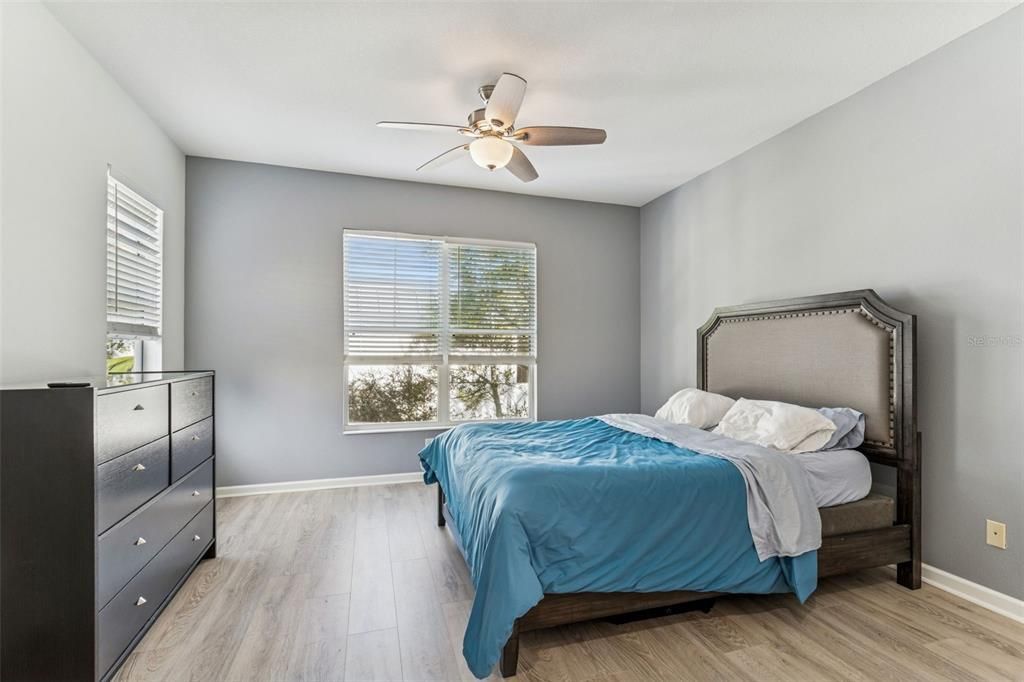 For Rent: $3,200 (3 beds, 2 baths, 1990 Square Feet)