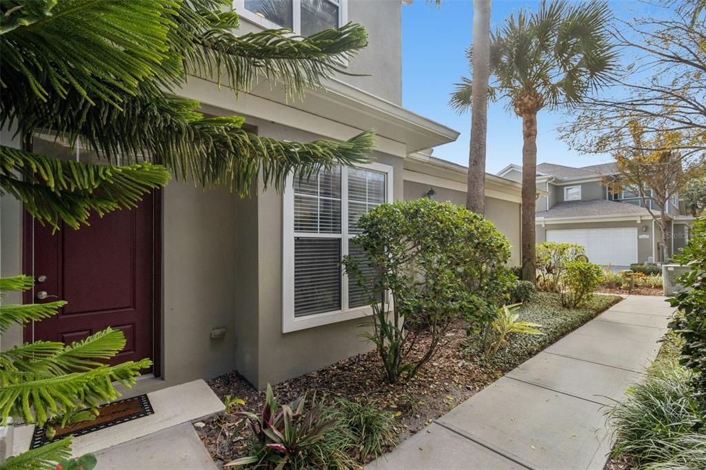 For Rent: $3,200 (3 beds, 2 baths, 1990 Square Feet)