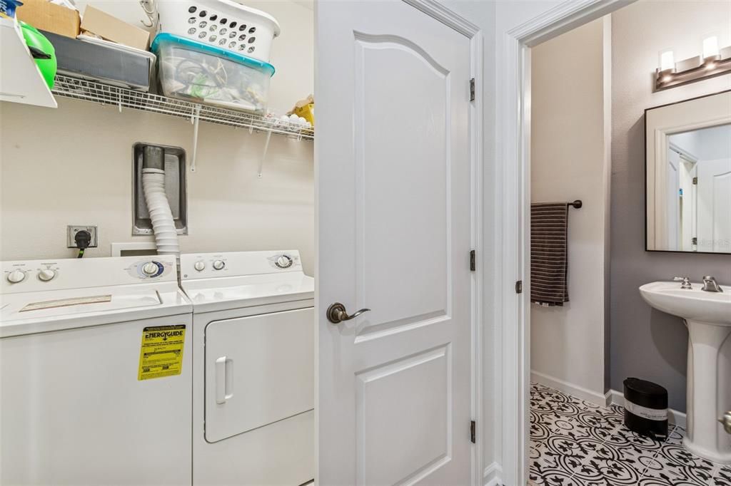 For Rent: $3,200 (3 beds, 2 baths, 1990 Square Feet)