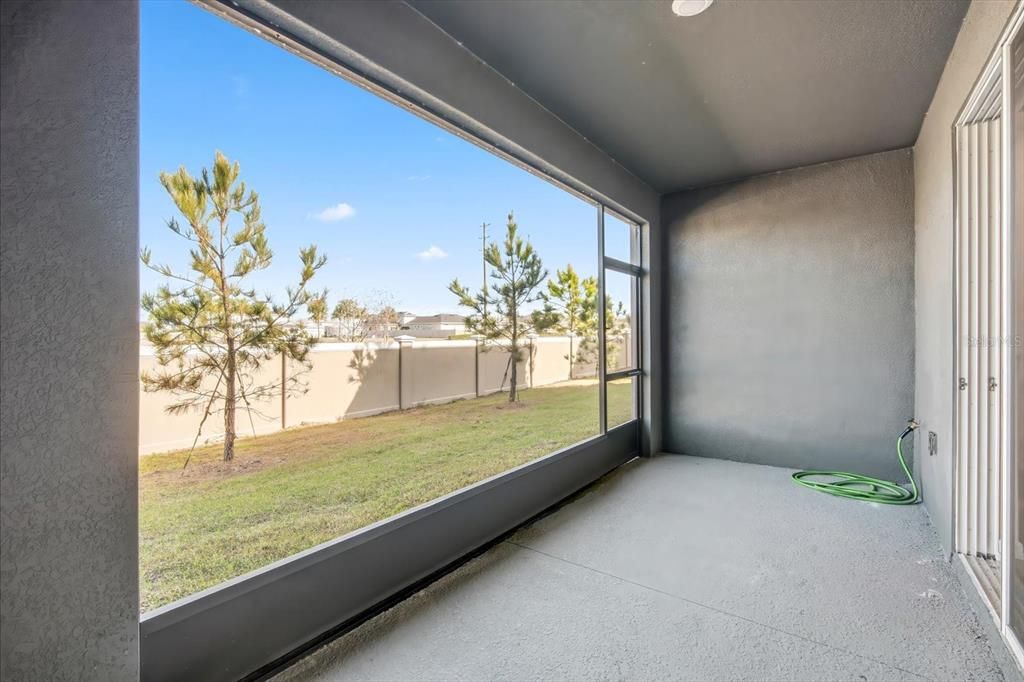 На продажу: $306,900 (3 спален, 2 ванн, 1673 Квадратных фут)